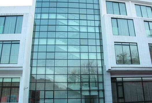 框架式玻璃幕墙节能设计施工